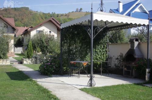 Pensiunea Boema Piatra Neamt Exterior photo
